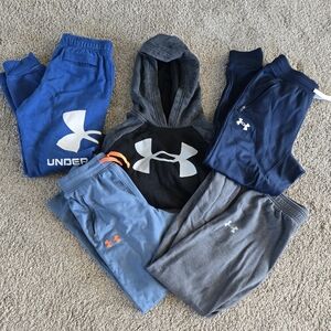 Under Armour Sweats and Sweatshirt